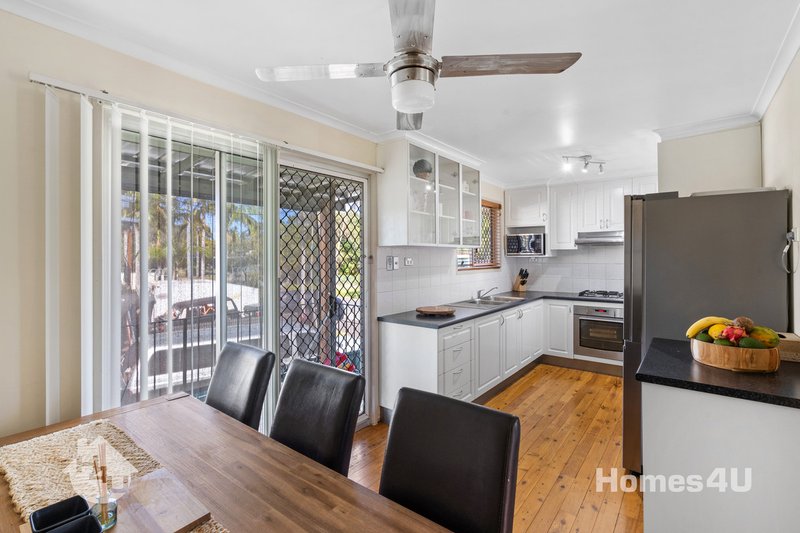 Photo - 28 Dale Street, Burpengary QLD 4505 - Image 8