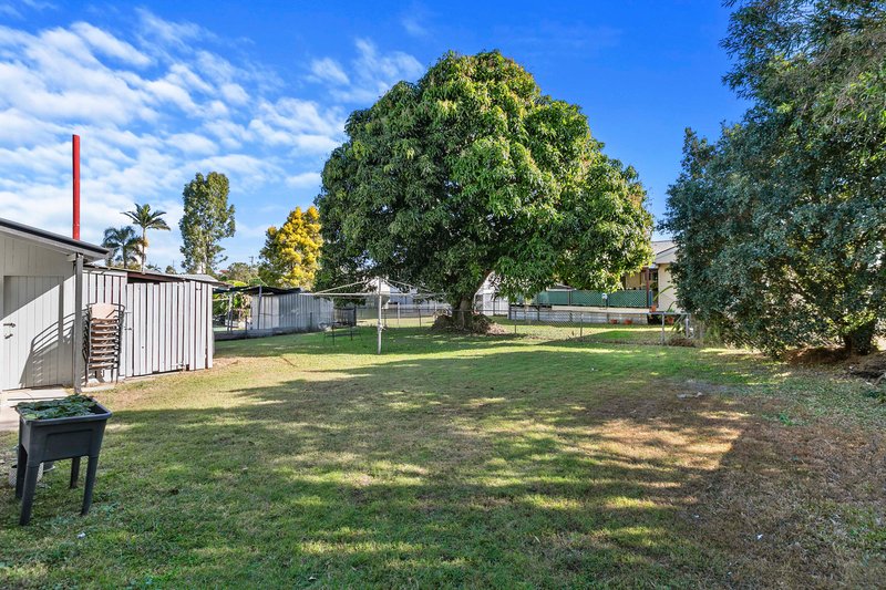 Photo - 28 Dalglish Street, Maryborough QLD 4650 - Image 10