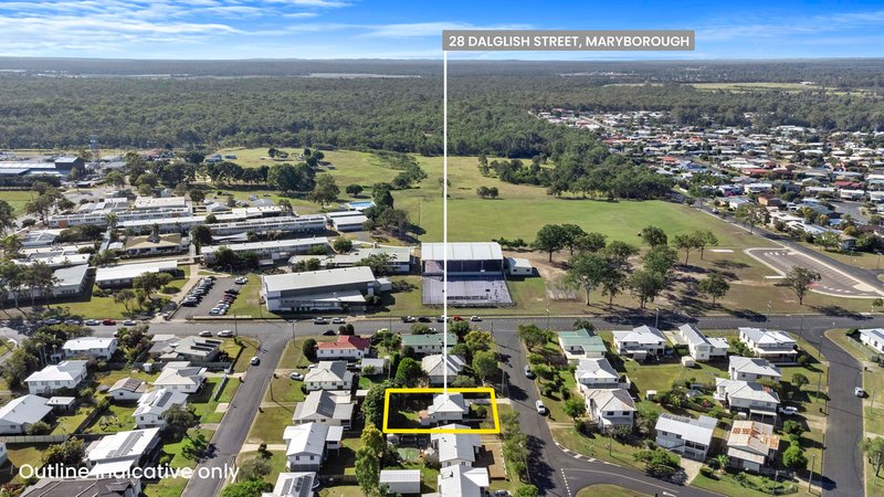 Photo - 28 Dalglish Street, Maryborough QLD 4650 - Image 15