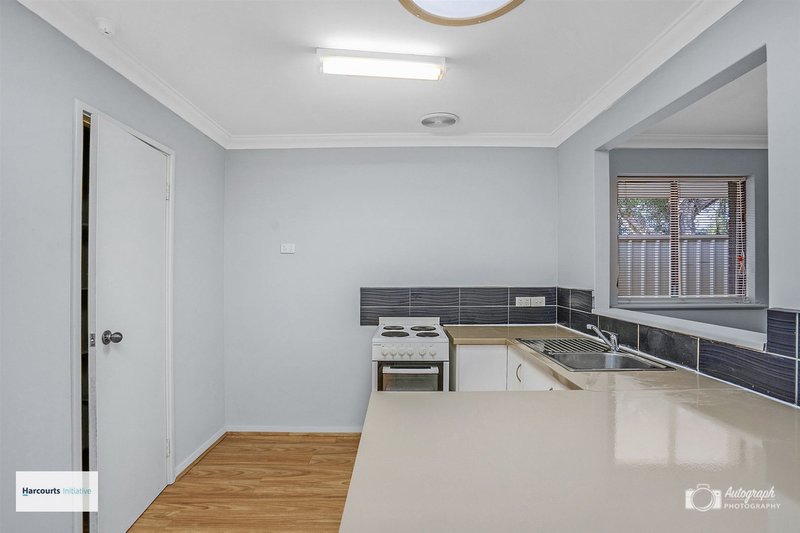 Photo - 28 Dampier Loop, Mirrabooka WA 6061 - Image 7