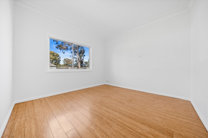 Photo - 28 Dan Avenue, Blacktown NSW 2148 - Image 7