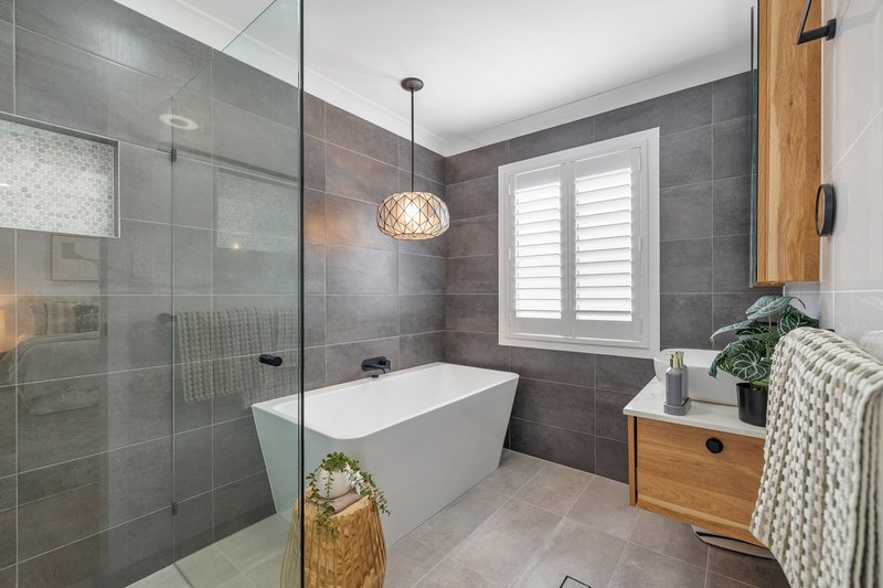 Photo - 28 Dart Street, Redland Bay QLD 4165 - Image 23