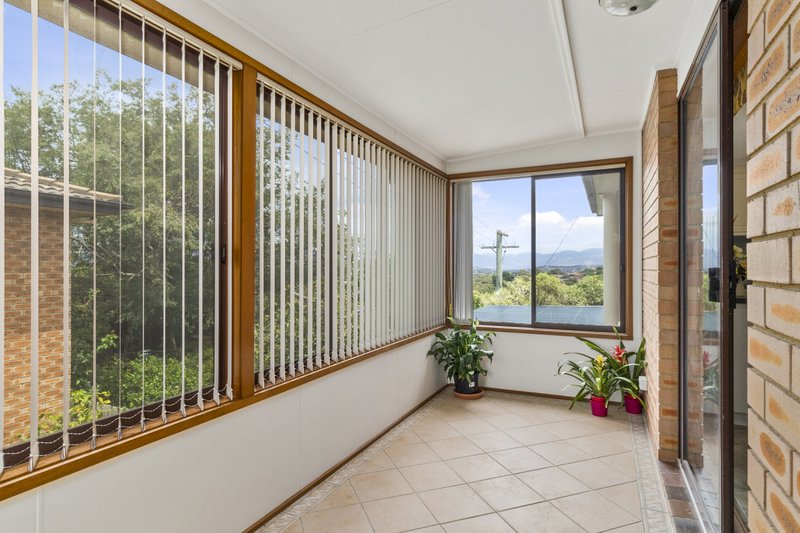 Photo - 28 Dartnell Street, Gowrie ACT 2904 - Image 9