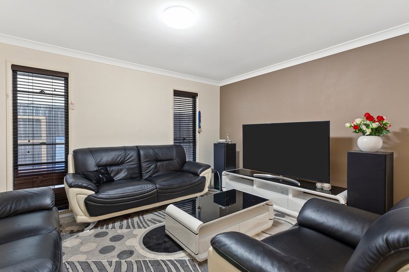 Photo - 28 Daryl Reinhardt Street, Redbank Plains QLD 4301 - Image 4