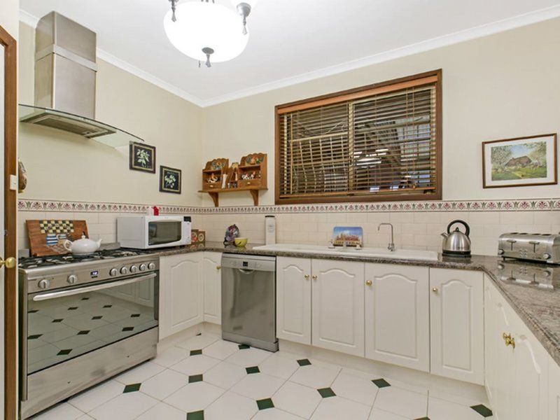 Photo - 28 Davies Court, Wynn Vale SA 5127 - Image 3