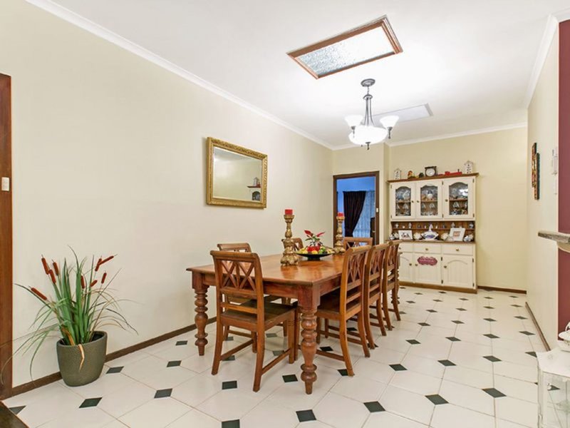 Photo - 28 Davies Court, Wynn Vale SA 5127 - Image 4