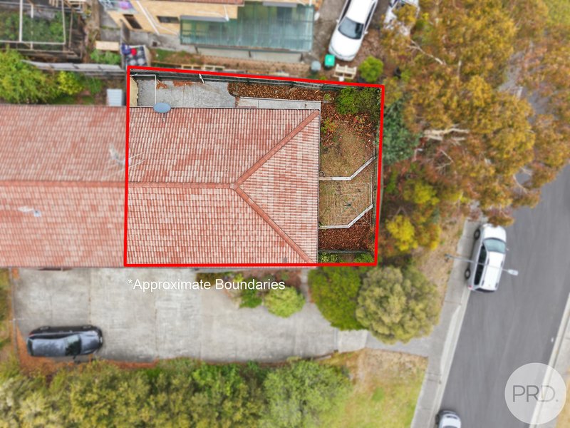 Photo - 2/8 Daylesford Road, Glenorchy TAS 7010 - Image 2