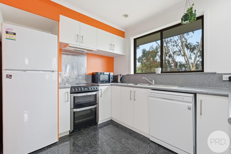 Photo - 2/8 Daylesford Road, Glenorchy TAS 7010 - Image 10