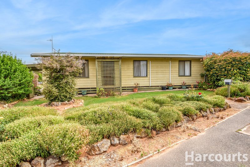 Photo - 28 Dennys Street, Hopetoun VIC 3396 - Image 2