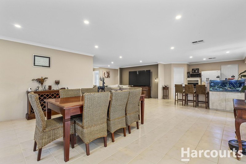 Photo - 28 Devereux Crescent, Aveley WA 6069 - Image 6