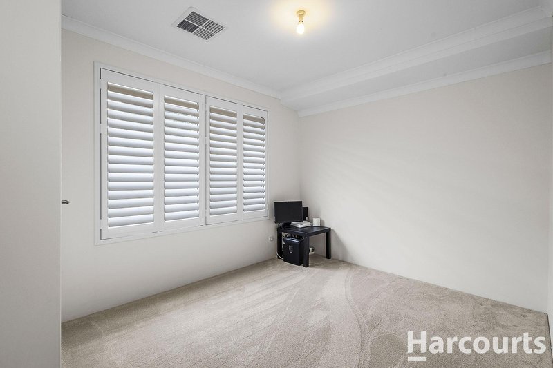 Photo - 28 Devereux Crescent, Aveley WA 6069 - Image 19