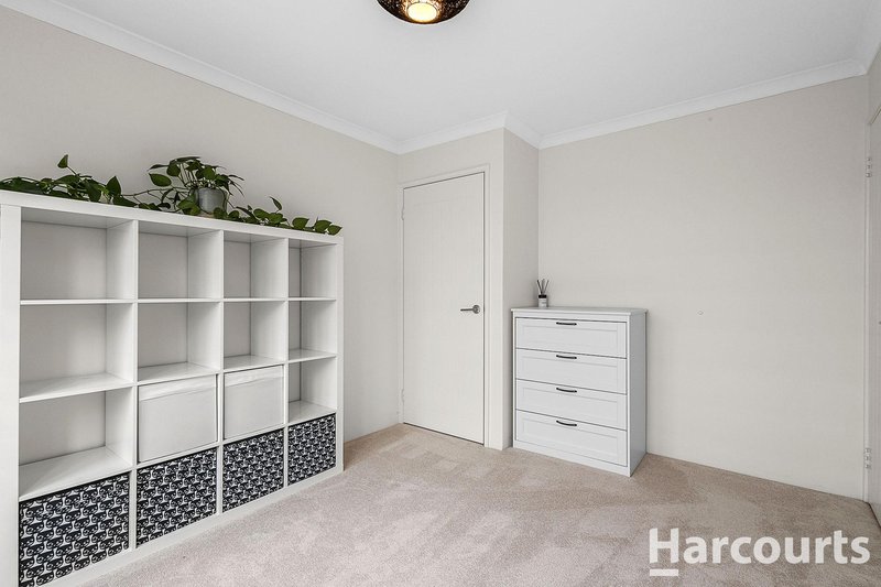 Photo - 28 Devereux Crescent, Aveley WA 6069 - Image 21