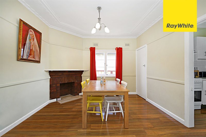 Photo - 28 Dewrang Street, Lidcombe NSW 2141 - Image 3