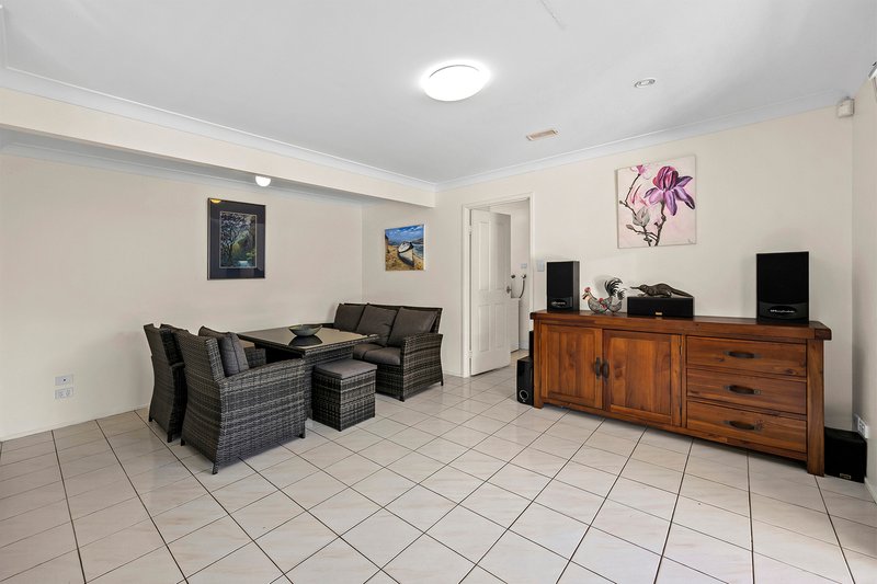Photo - 28 Dewsbury Street, Middle Park QLD 4074 - Image 6