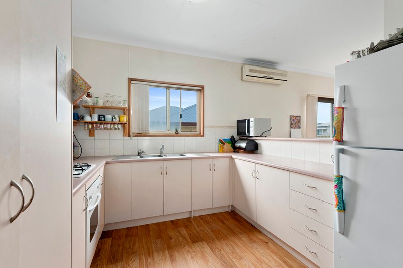 Photo - 28 Diagonal Road, Wallaroo SA 5556 - Image 9