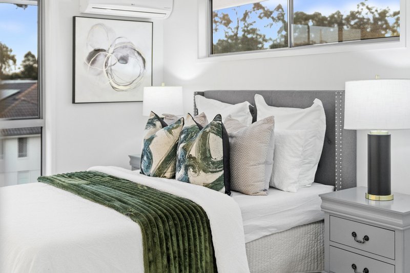 Photo - 28 Dinnigan Crescent, Durack QLD 4077 - Image 21