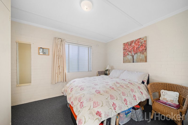 Photo - 28 Donald Road, Queanbeyan NSW 2620 - Image 8