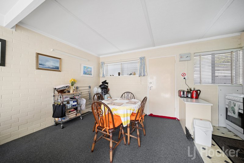 Photo - 28 Donald Road, Queanbeyan NSW 2620 - Image 10