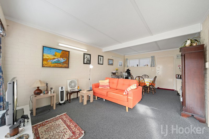 Photo - 28 Donald Road, Queanbeyan NSW 2620 - Image 15