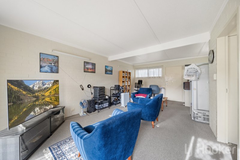 Photo - 28 Donald Road, Queanbeyan NSW 2620 - Image 25