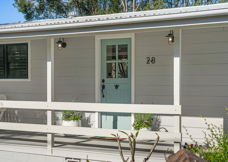 Photo - 28 Down Street, Esk QLD 4312 - Image 1