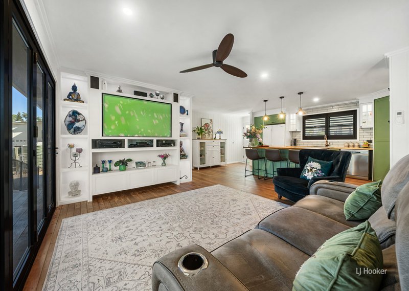 Photo - 28 Down Street, Esk QLD 4312 - Image 5