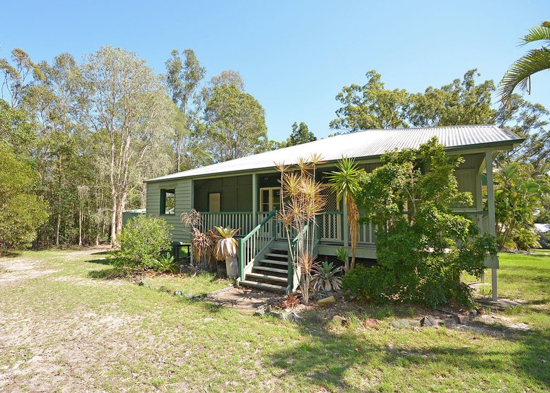 Photo - 28 Dreamtime Ave , Burrum Heads QLD 4659 - Image 1