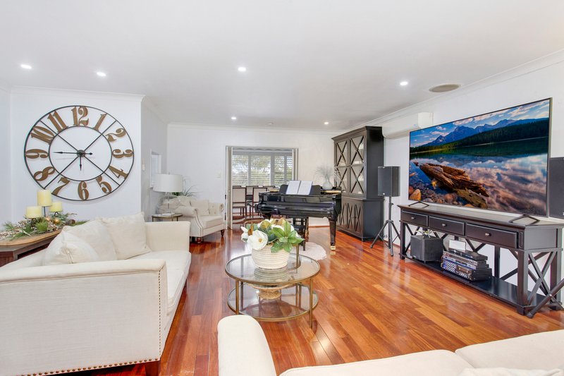 Photo - 28 Dundilla. Road, Frenchs Forest NSW 2086 - Image 5