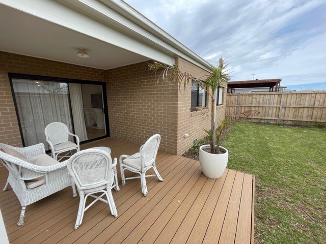 Photo - 28 Dunkerrin Avenue, Gisborne VIC 3437 - Image 20