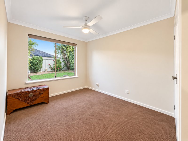 Photo - 28 Dunlap Avenue, Success WA 6164 - Image 14