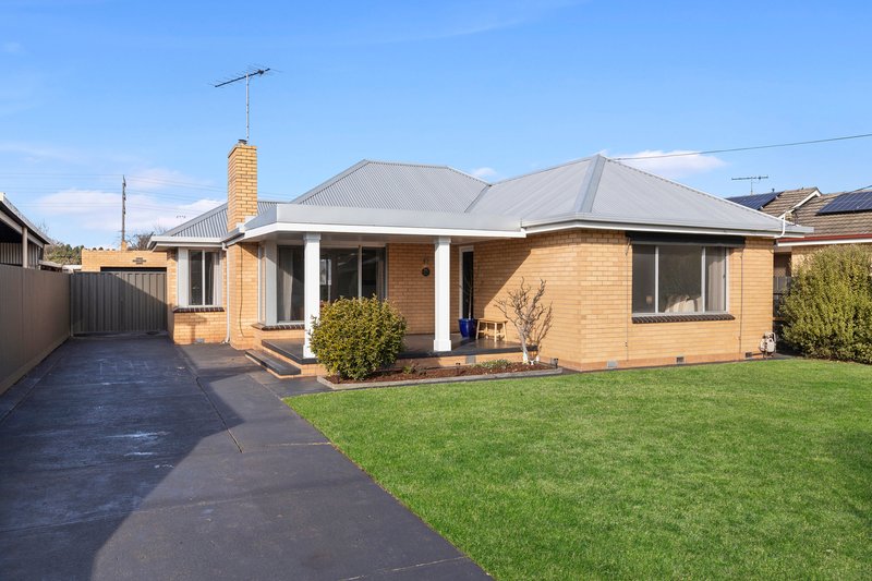 Photo - 28 Dunloe Avenue, Norlane VIC 3214 - Image