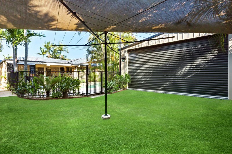 Photo - 28 Duyvestyn Terrace, Murrumba Downs QLD 4503 - Image 6