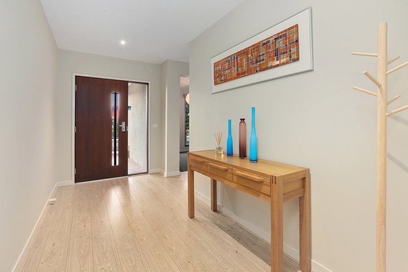 Photo - 28 Eastlakes Boulevard, Lara VIC 3212 - Image 13