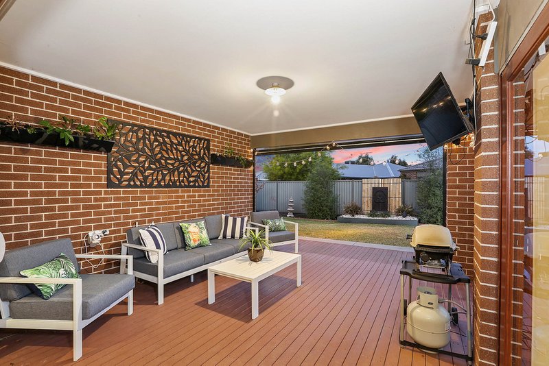 Photo - 28 Eastlakes Boulevard, Lara VIC 3212 - Image 23