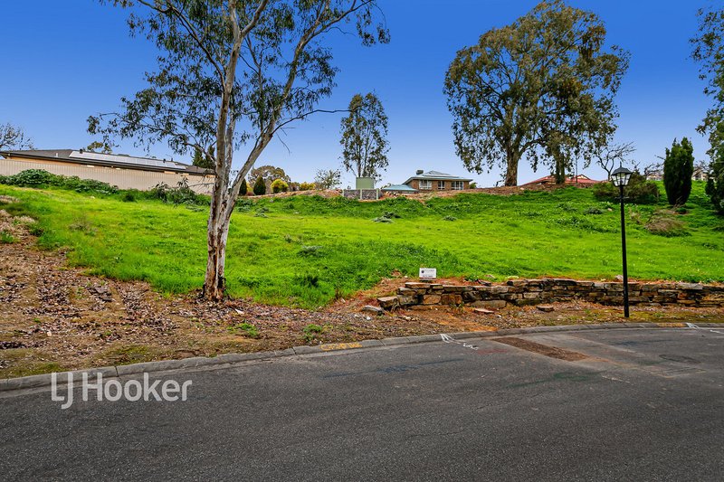 Photo - 28 Eastleigh Avenue, Golden Grove SA 5125 - Image 3