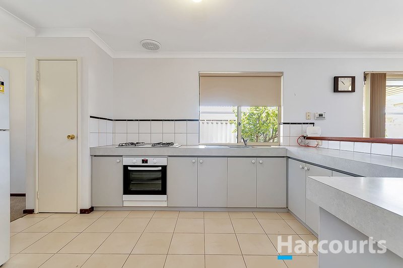 Photo - 28 Eastleigh Loop, Currambine WA 6028 - Image 5