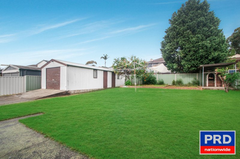 Photo - 28 Echuca Avenue, Dapto NSW 2530 - Image 6