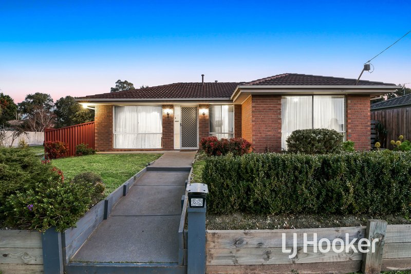 28 Edeys Run, Hampton Park VIC 3976