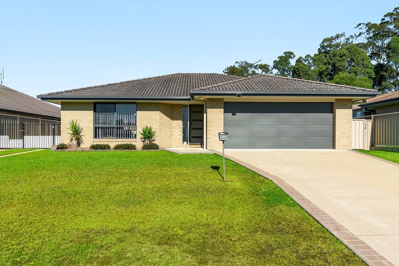 Photo - 28 Edinburgh Drive, Townsend NSW 2463 - Image 1