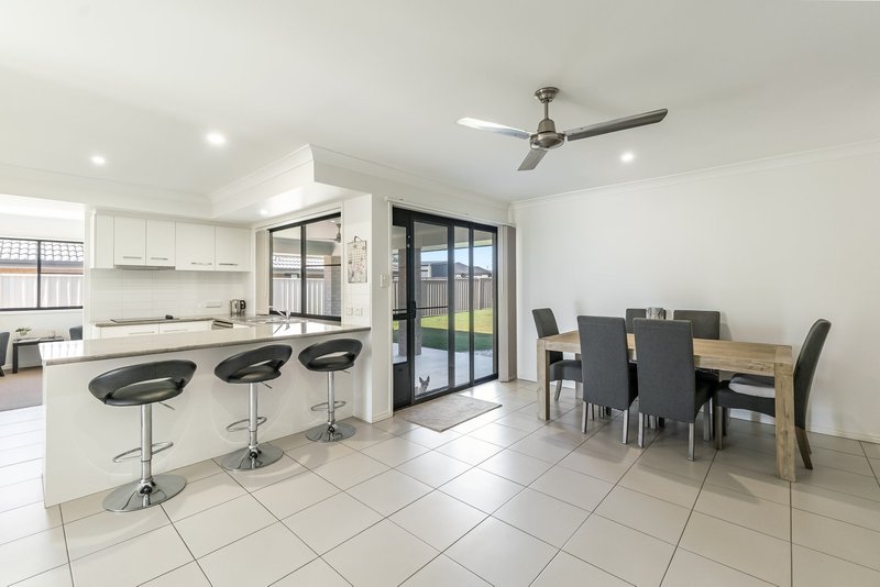 Photo - 28 Edinburgh Drive, Townsend NSW 2463 - Image 4