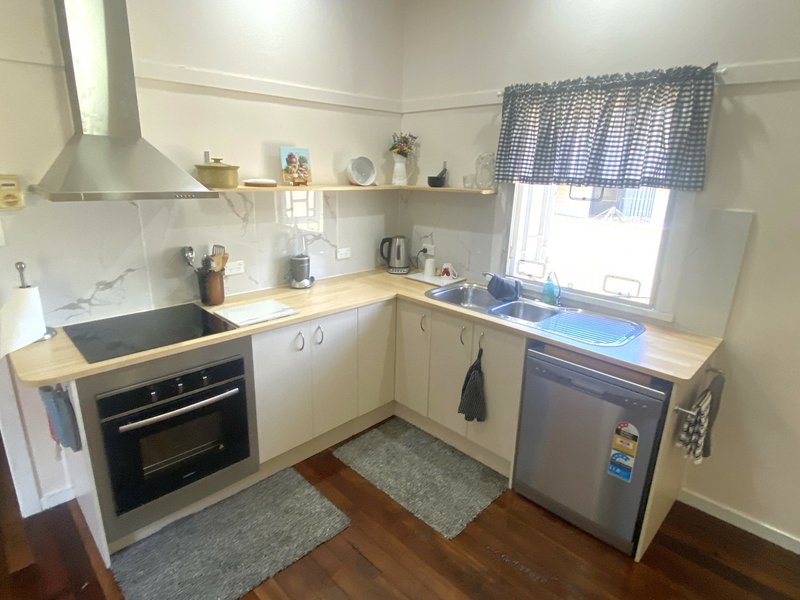 Photo - 28 Edward Street, Wondai QLD 4606 - Image 3