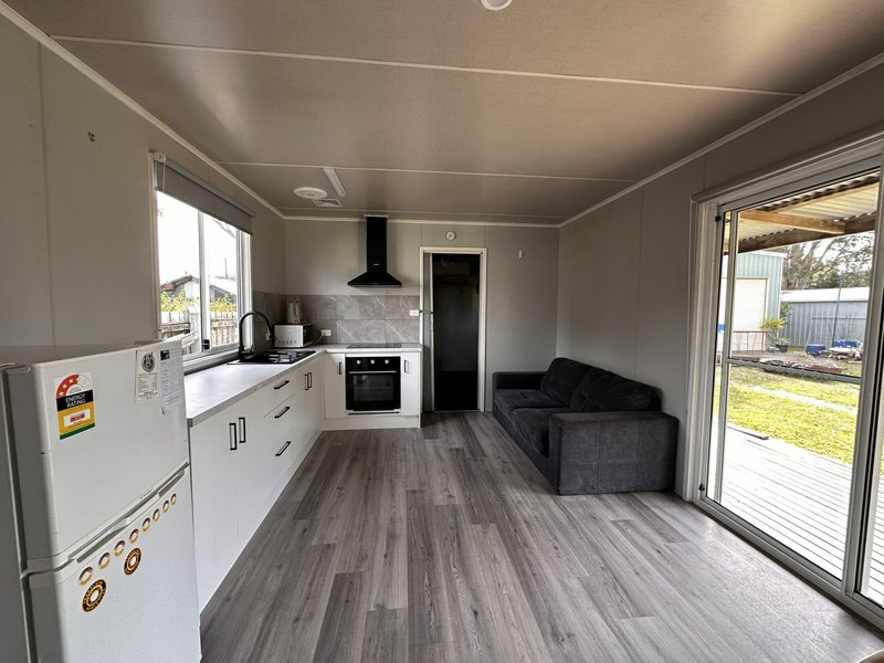 Photo - 28 Eighth Avenue, Raymond Island VIC 3880 - Image 3