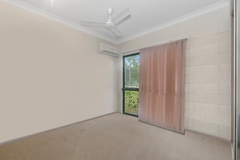 Photo - 28 Elberry Crescent, Kelso QLD 4815 - Image 5