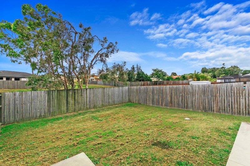 Photo - 28 Eli Court, Kawungan QLD 4655 - Image 11