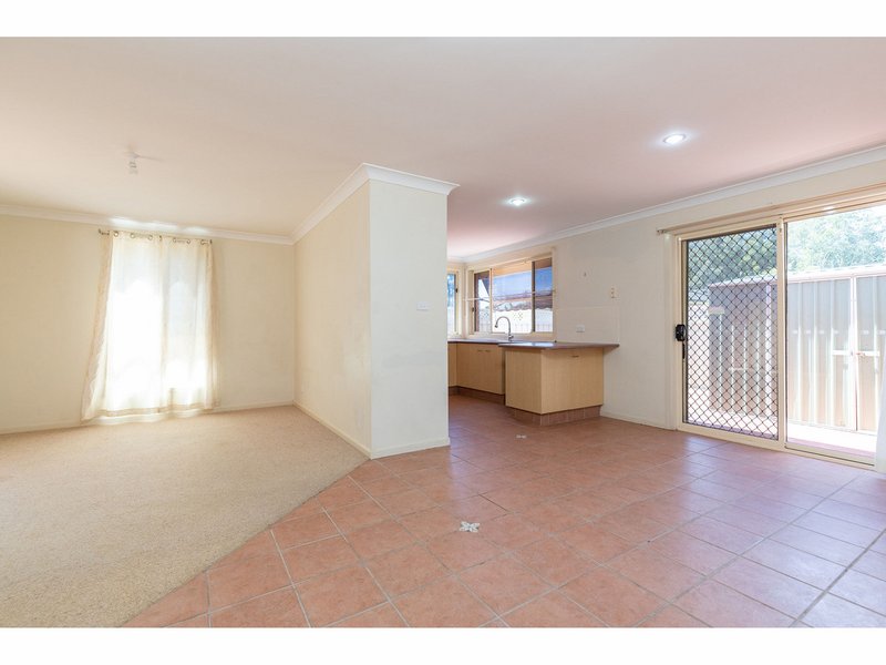 2/8 Elizabeth Street, Forster NSW 2428