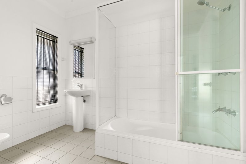Photo - 28 Elliot Street, Kangaroo Point QLD 4169 - Image 7