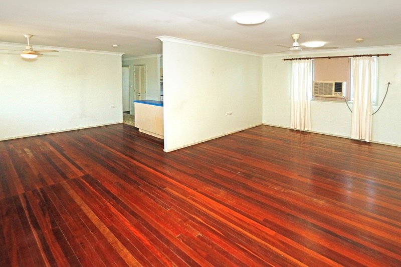 Photo - 28 Elwing Street, Kawana QLD 4701 - Image 3