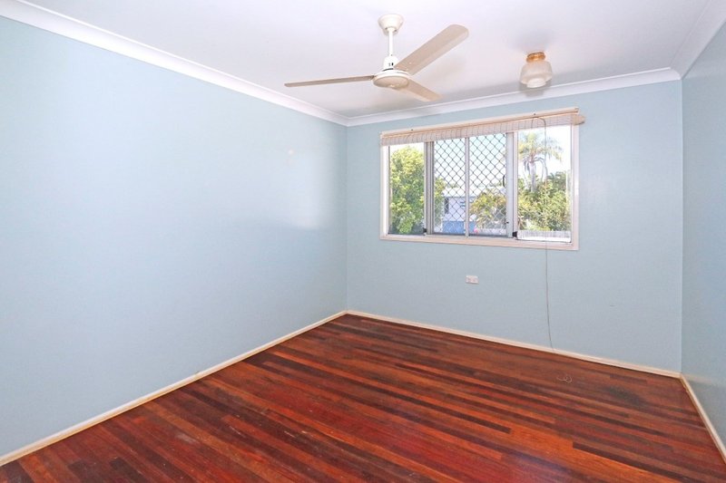 Photo - 28 Elwing Street, Kawana QLD 4701 - Image 6