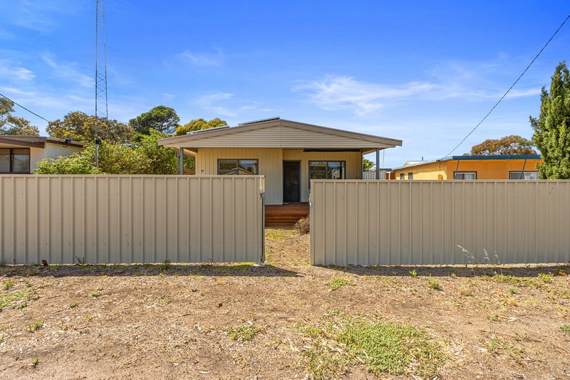 Photo - 28 Emerson Street, Port Hughes SA 5558 - Image 17