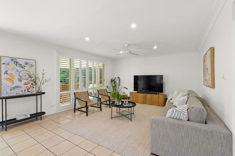 Photo - 28 Epping Drive, Frenchs Forest NSW 2086 - Image 8